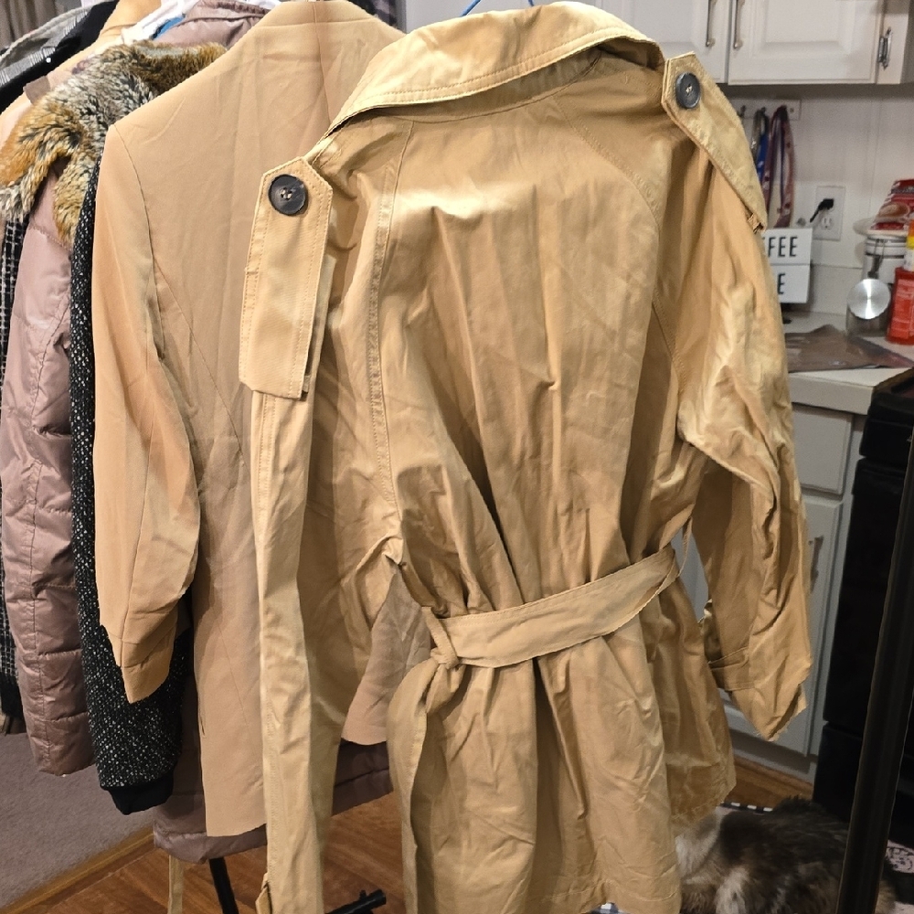 Women's Tan Trench Coat - Picture 3 of 3
